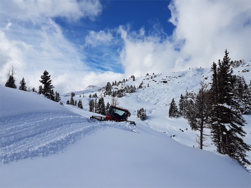 Sunshine Village First To Open SnowSeekers