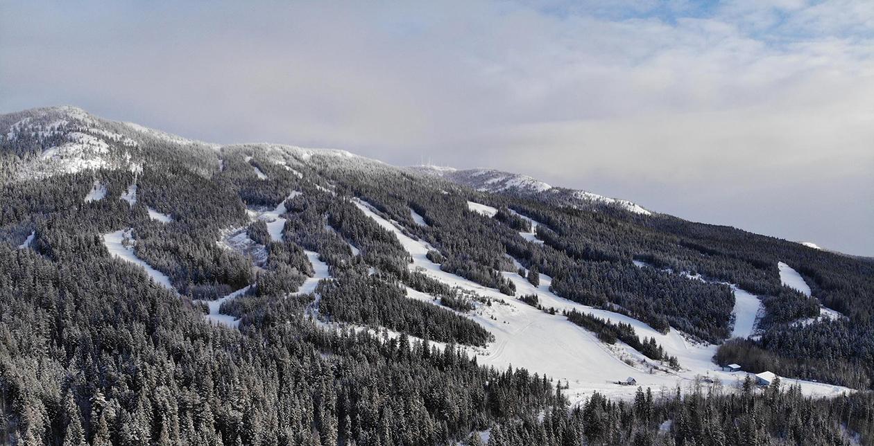 The soul of skiing is alive and well at Murray Ridge | SnowSeekers