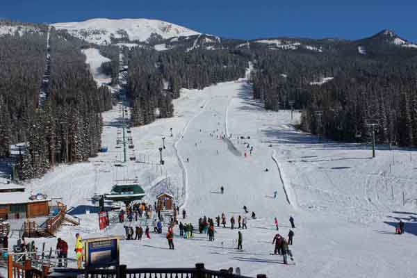 Cruising Into The Season At Lake Louise Snowseekers