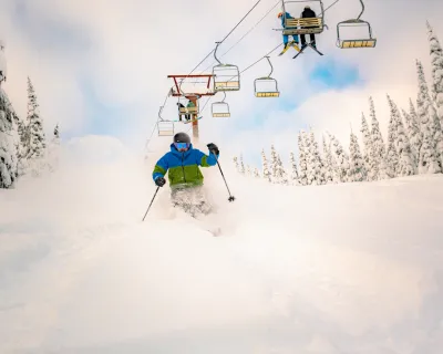 powder king skiing