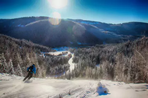 Skiing at Troll