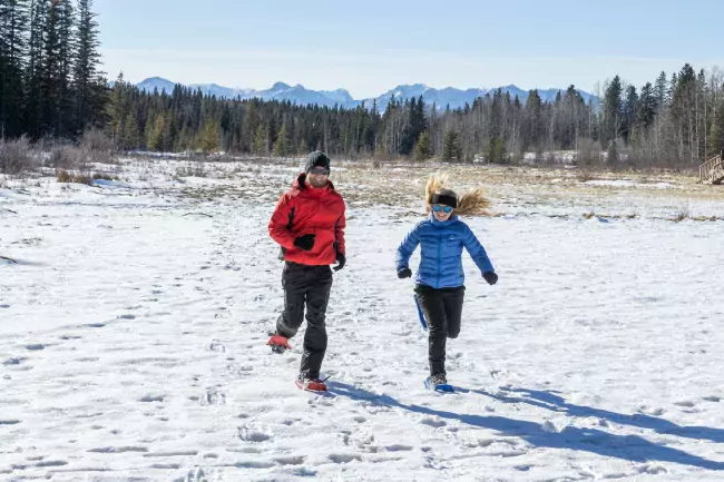 Hinton AB Beaver Boardwalk #SkiNorthAB snowshoeing